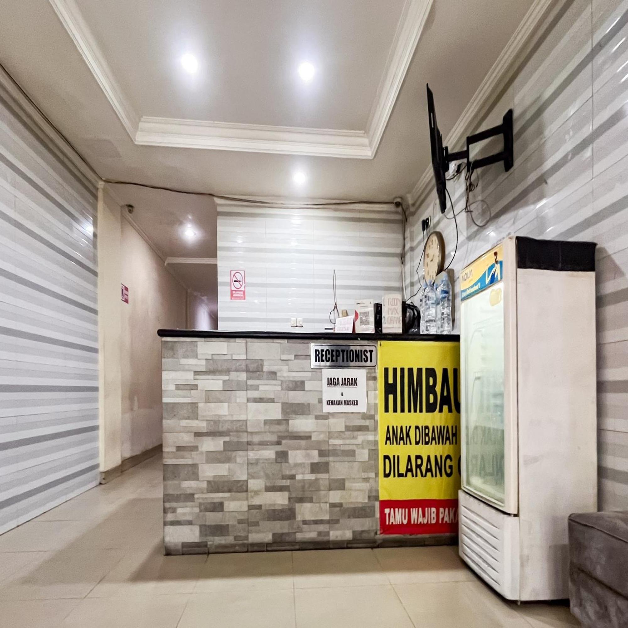 Arcadia Rooms Redpartner Jakarta Luaran gambar