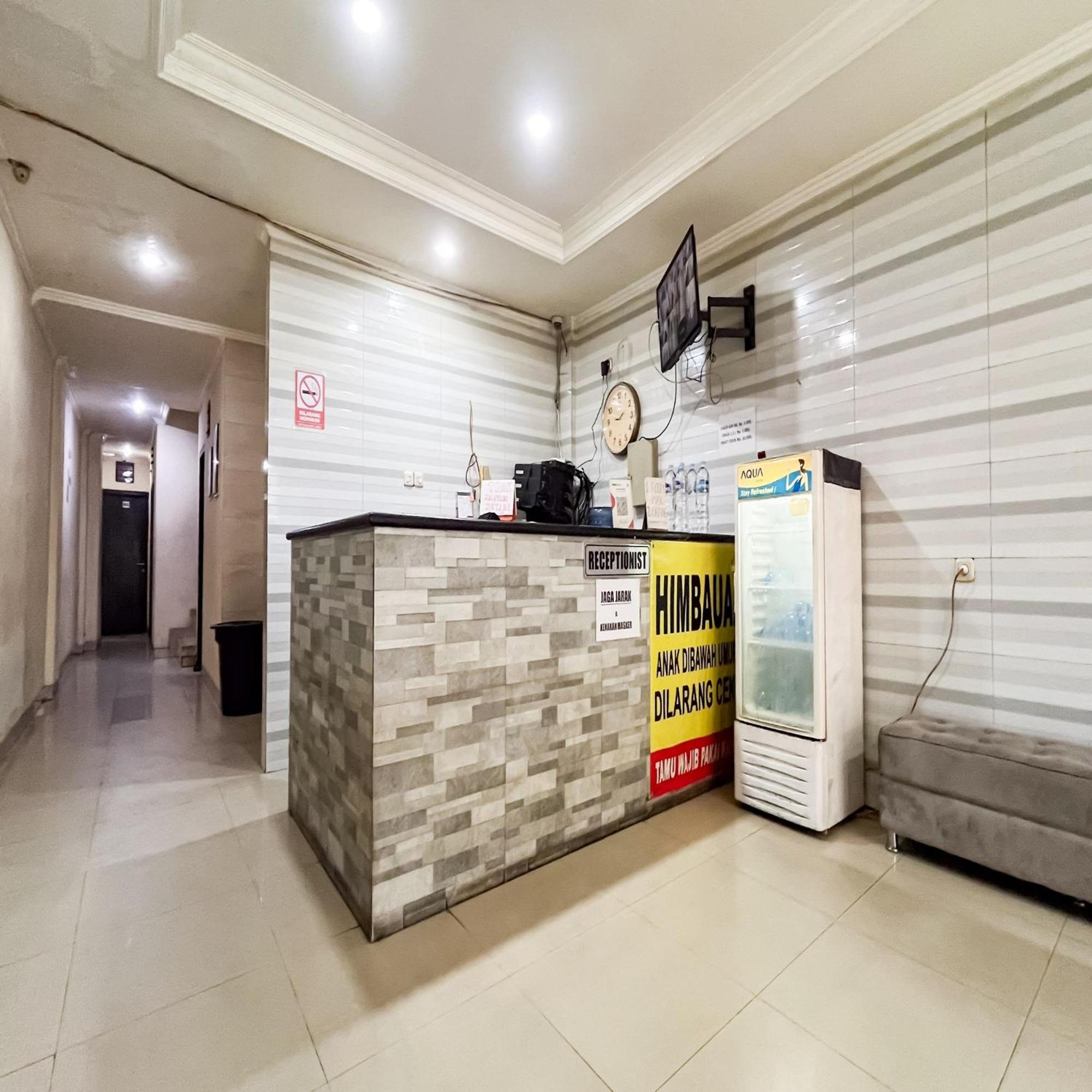 Arcadia Rooms Redpartner Jakarta Luaran gambar